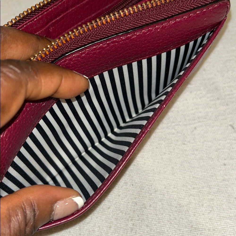 Kate Spade Red zippy Wallet - Picture 17 of 17